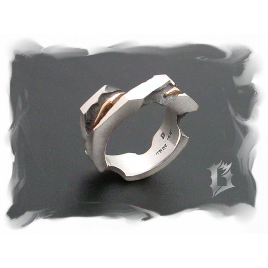 Custom ring I-04